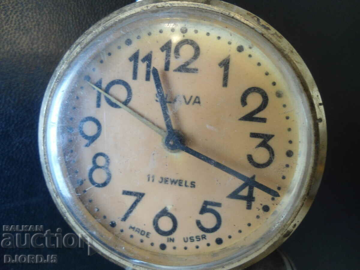 Επιτραπέζιο ρολόι "GLORY" με τιμή 4.00 BGN | € 2.05