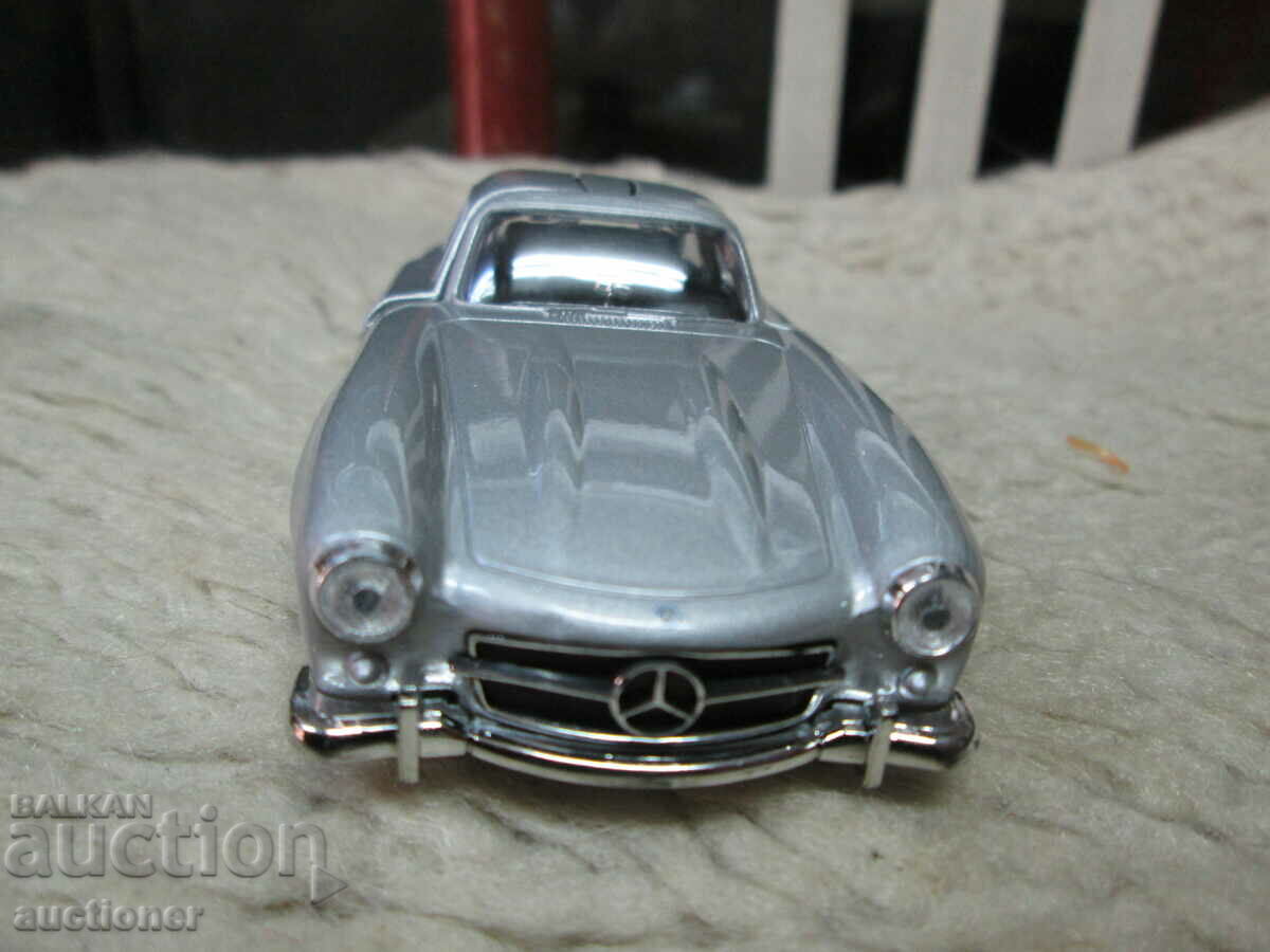 ORIGINAL DAIMLER 300SL MODEL- BRAND NEW with price 100.00 BGN | € 51.13 ORIGINAL DAIMLER 300SL MODEL- BRAND NEW with price 100.00 BGN | € 51.13