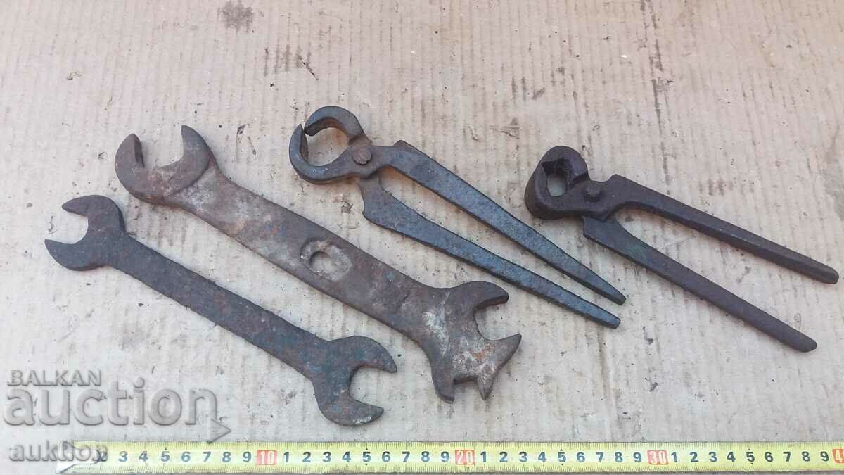 SET OF MISCELLANEOUS MILITARY WRENCHES, PLIERS, TILE with price 5.99 BGN | € 3.06 SET OF MISCELLANEOUS MILITARY WRENCHES, PLIERS, TILE with price 5.99 BGN | € 3.06