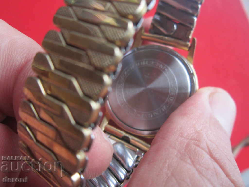 Доставка на Позлатен часовник Neptun 17 Rubis Incabloc Доставка на Позлатен часовник Neptun 17 Rubis Incabloc