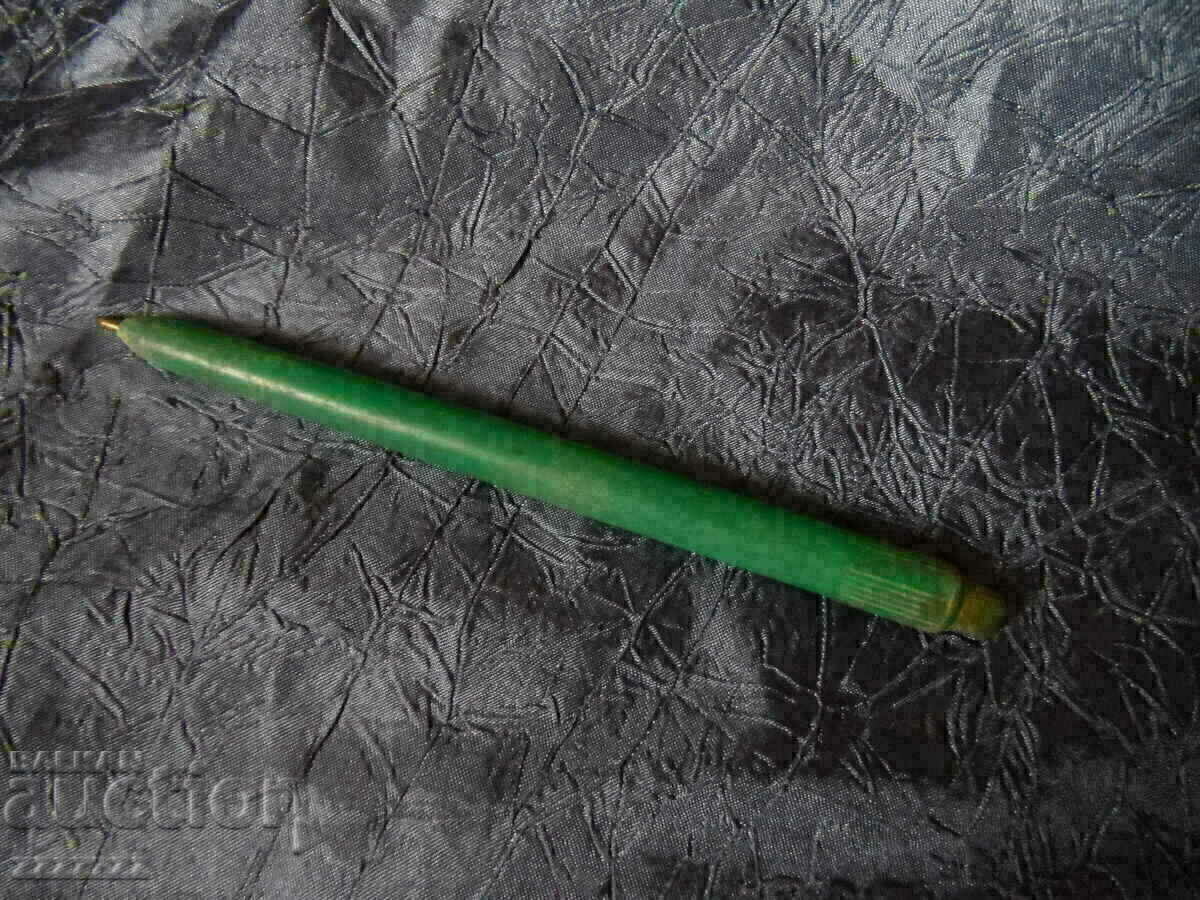 соц пластмасова химикалка с цена 5.00 лв. | € 2.56 соц пластмасова химикалка с цена 5.00 лв. | € 2.56