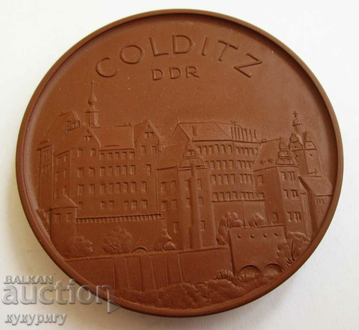 Plaque medal badge of honor GDR porcelain Meissen with price 15.00 BGN | € 7.67 Plaque medal badge of honor GDR porcelain Meissen with price 15.00 BGN | € 7.67