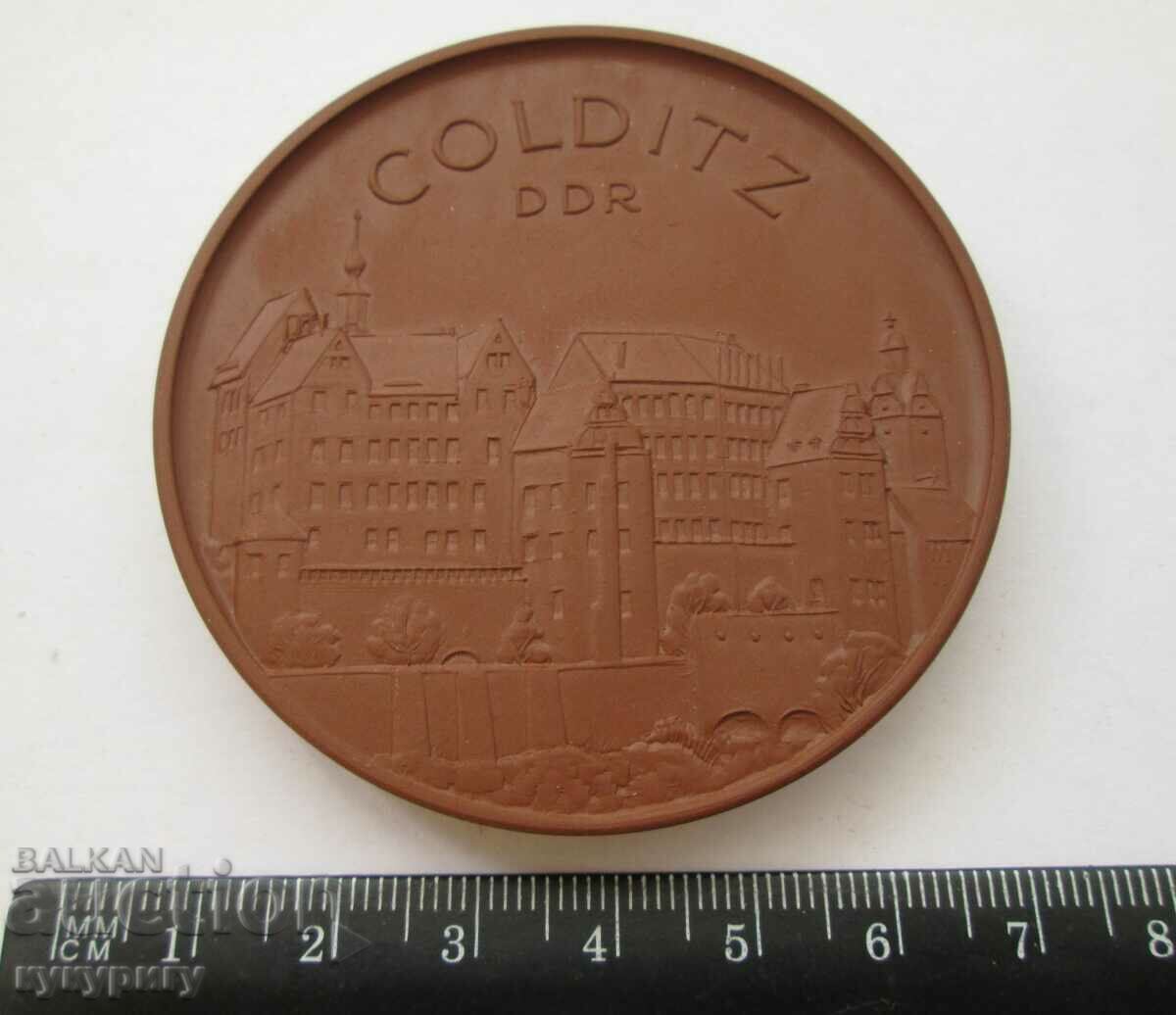 Delivery of Plaque medal badge of honor GDR porcelain Meissen Delivery of Plaque medal badge of honor GDR porcelain Meissen