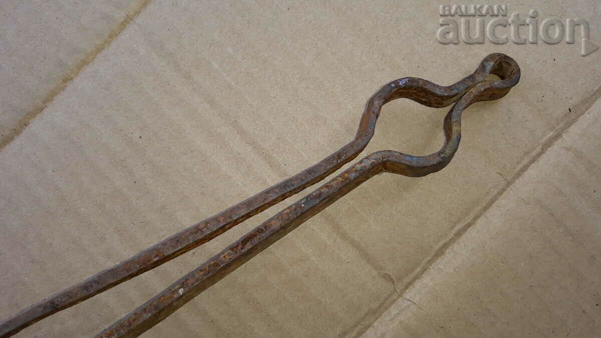 Delivery of Old PRIMITIVE hand forged dilaf curling iron wrought iron Delivery of Old PRIMITIVE hand forged dilaf curling iron wrought iron