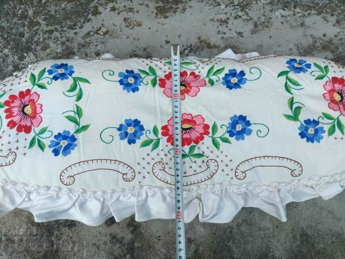 Доставка на СТАРА БРОДИРАНА ВЪЗГЛАВНИЦА БРОДЕРИЯ ОТЛИЧНА