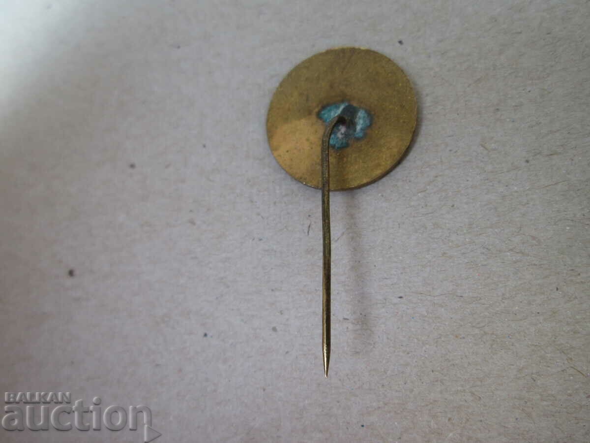 OLD FOOTBALL BADGE 50g LEVSKI SOFIA 1914-1964 - 5 OLD FOOTBALL BADGE 50g LEVSKI SOFIA 1914-1964 - 5