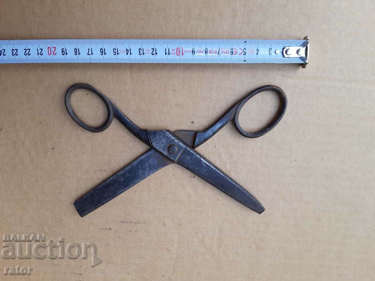 Great old scissors with price 7.00 BGN | € 3.58 Great old scissors with price 7.00 BGN | € 3.58