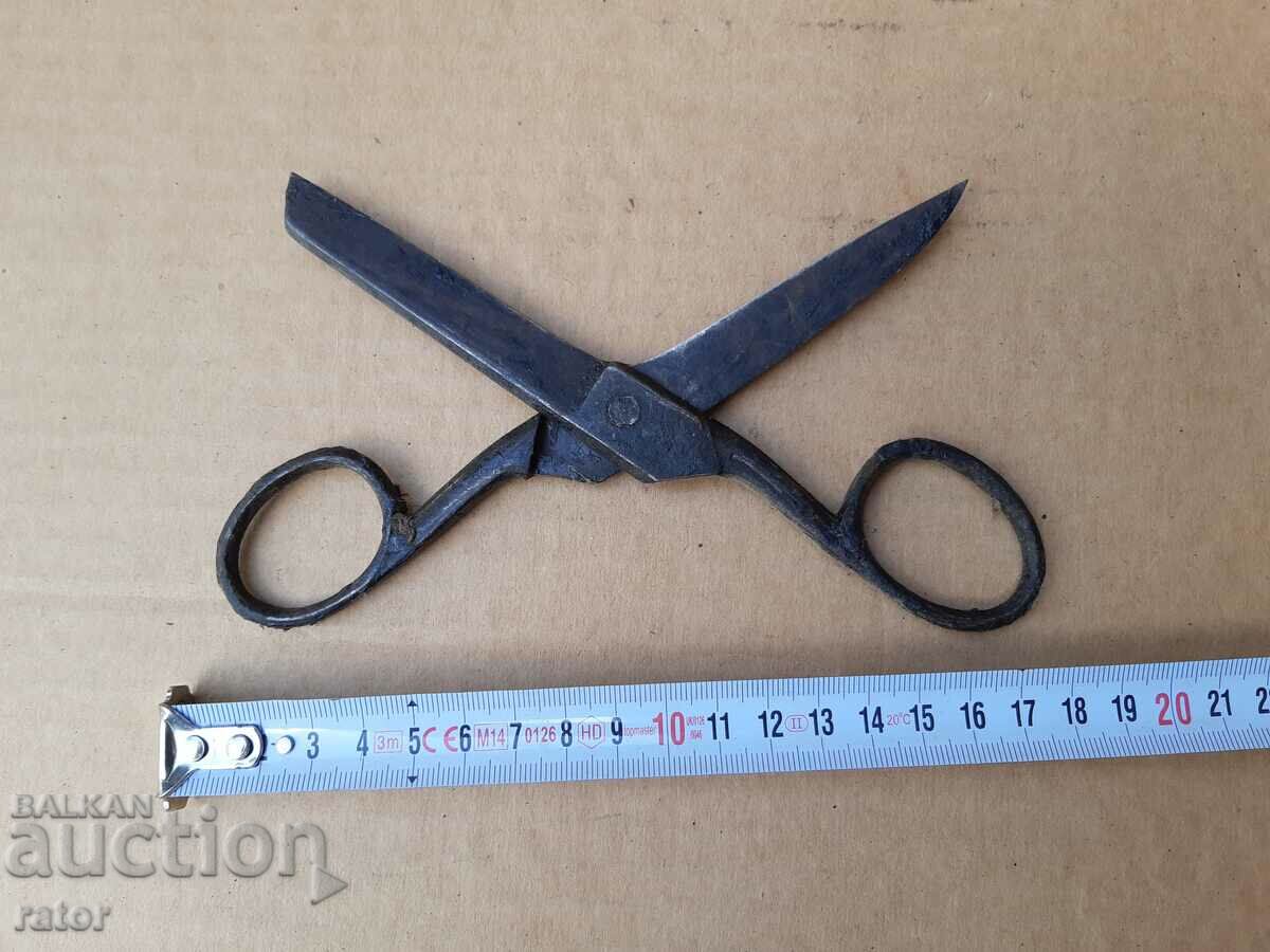 Great old scissors with price 8.00 BGN | € 4.09 Great old scissors with price 8.00 BGN | € 4.09