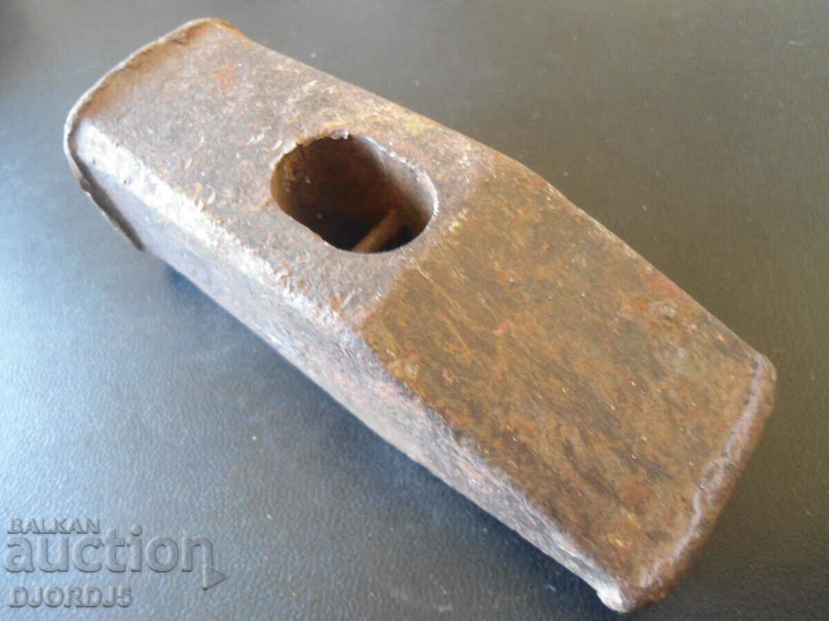Star hammer with price 3.00 BGN | € 1.53 Star hammer with price 3.00 BGN | € 1.53