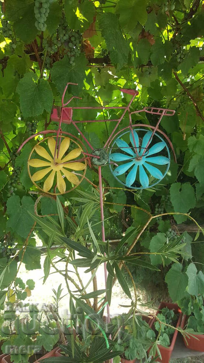 Auction Bicycle pot stand Auction Bicycle pot stand