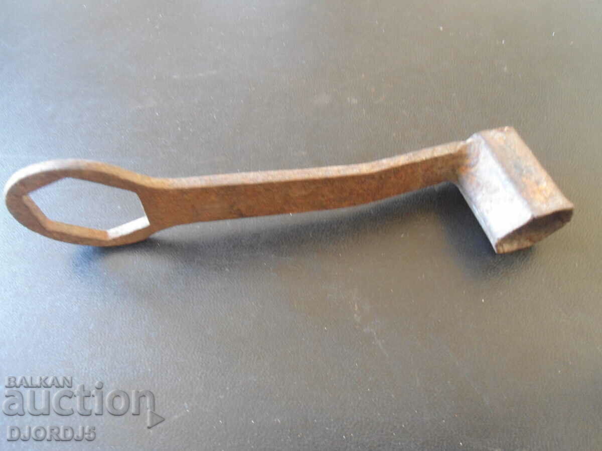 Old key with price 2.00 BGN | € 1.02