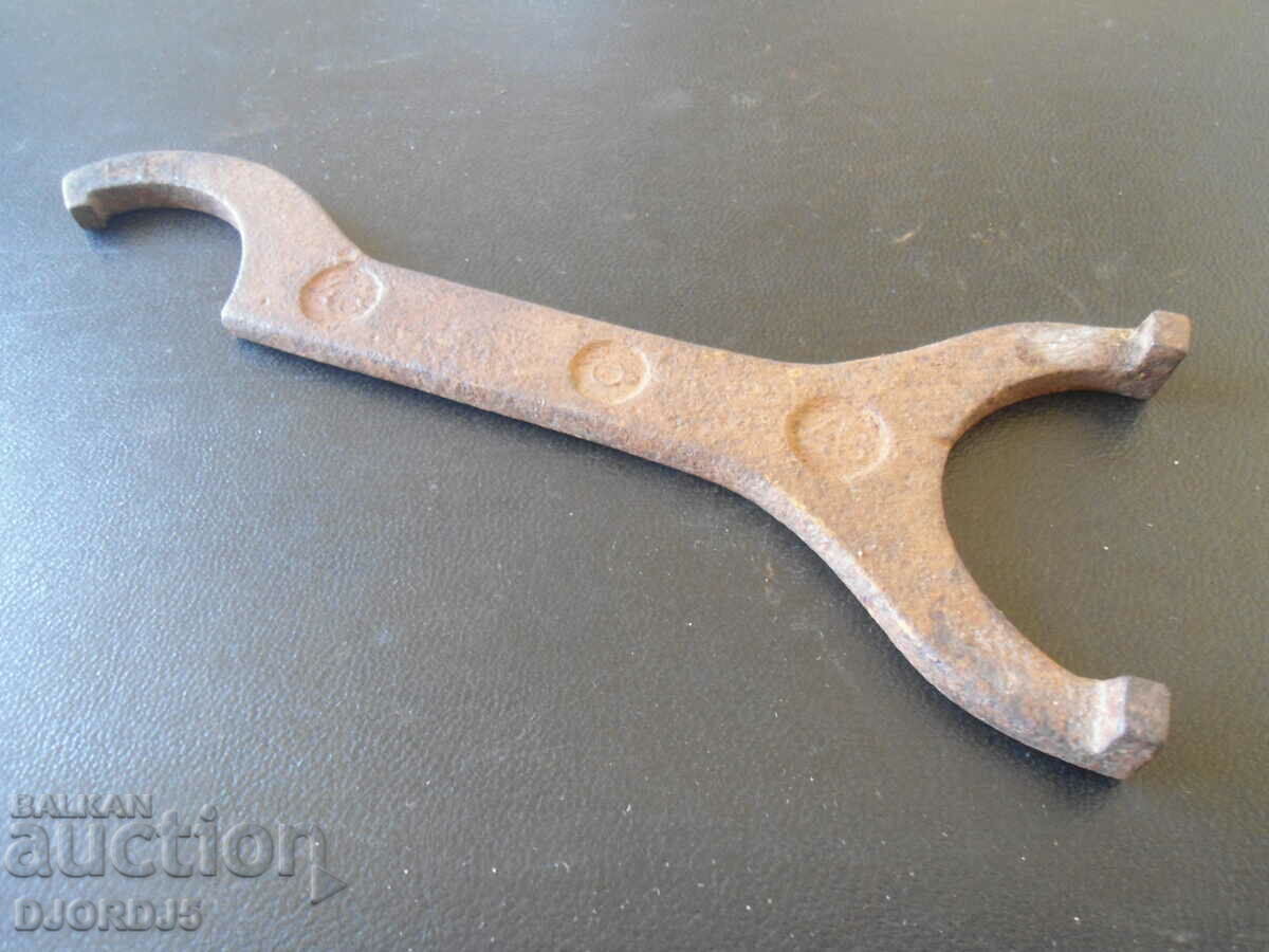 Old key with price 3.00 BGN | € 1.53