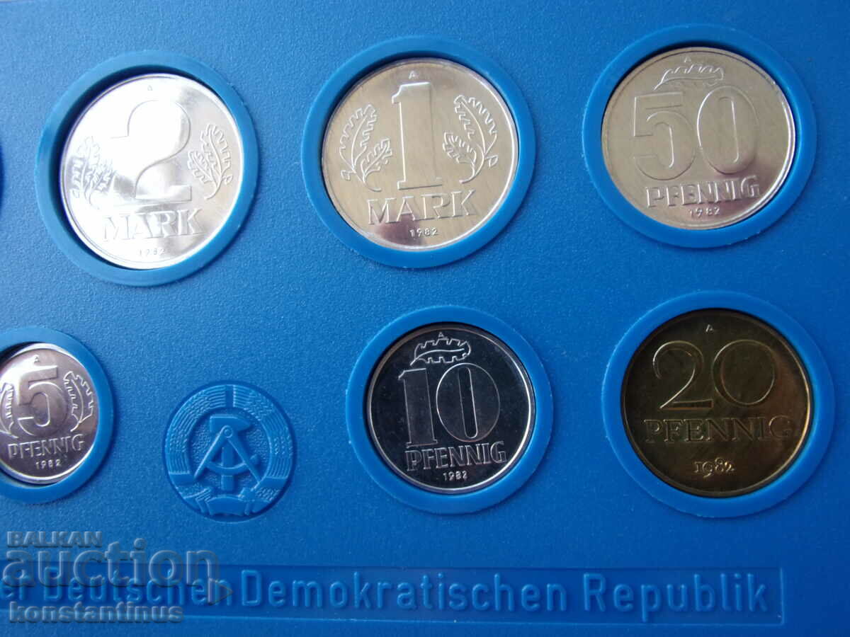 Licitație GDR Set 1982 UNC Rar