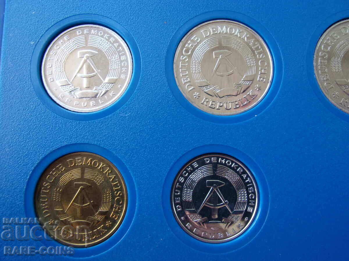 GDR Set 1982 UNC Rare Original - 5 GDR Set 1982 UNC Rare Original - 5