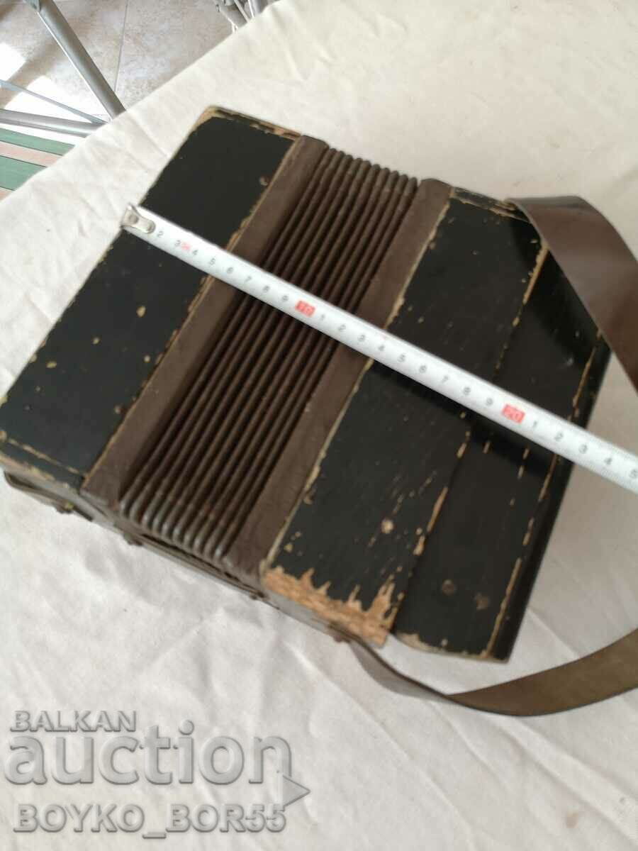 Antique Kingdom of Bulgaria Children's Wooden Working Accordion - 5 Antique Kingdom of Bulgaria Children's Wooden Working Accordion - 5