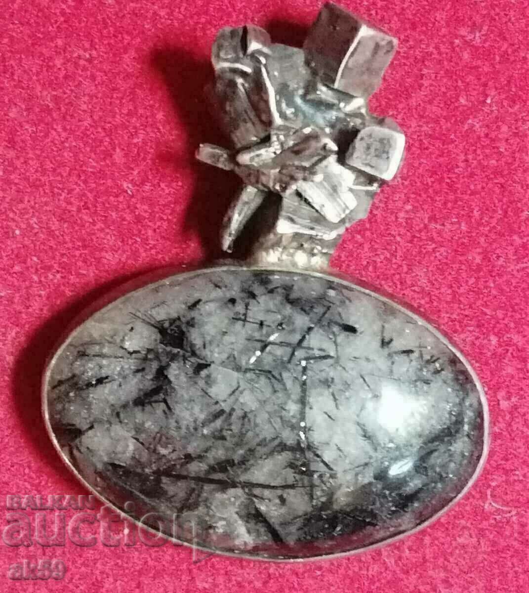 silver pendant quartz with tourmaline.