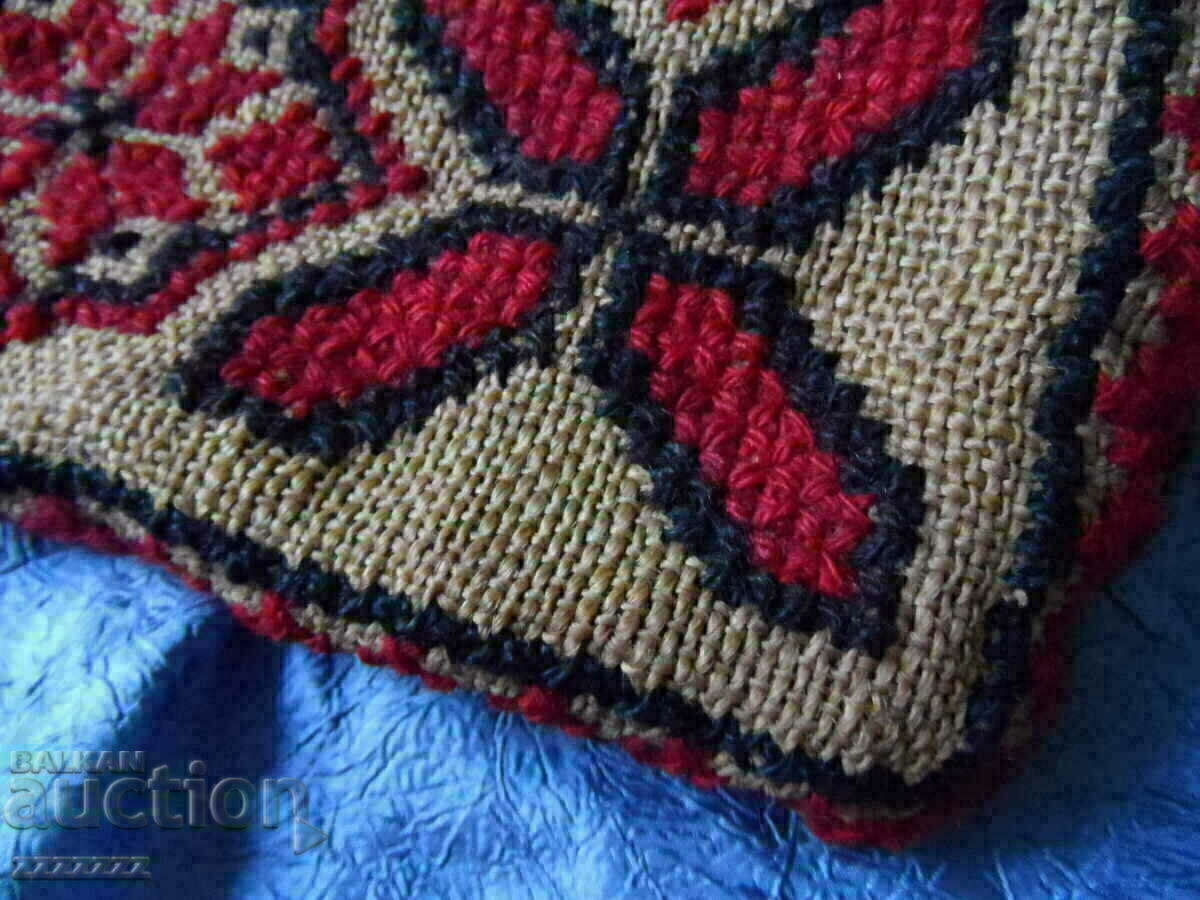 Auction old embroidered pillowcase Auction old embroidered pillowcase