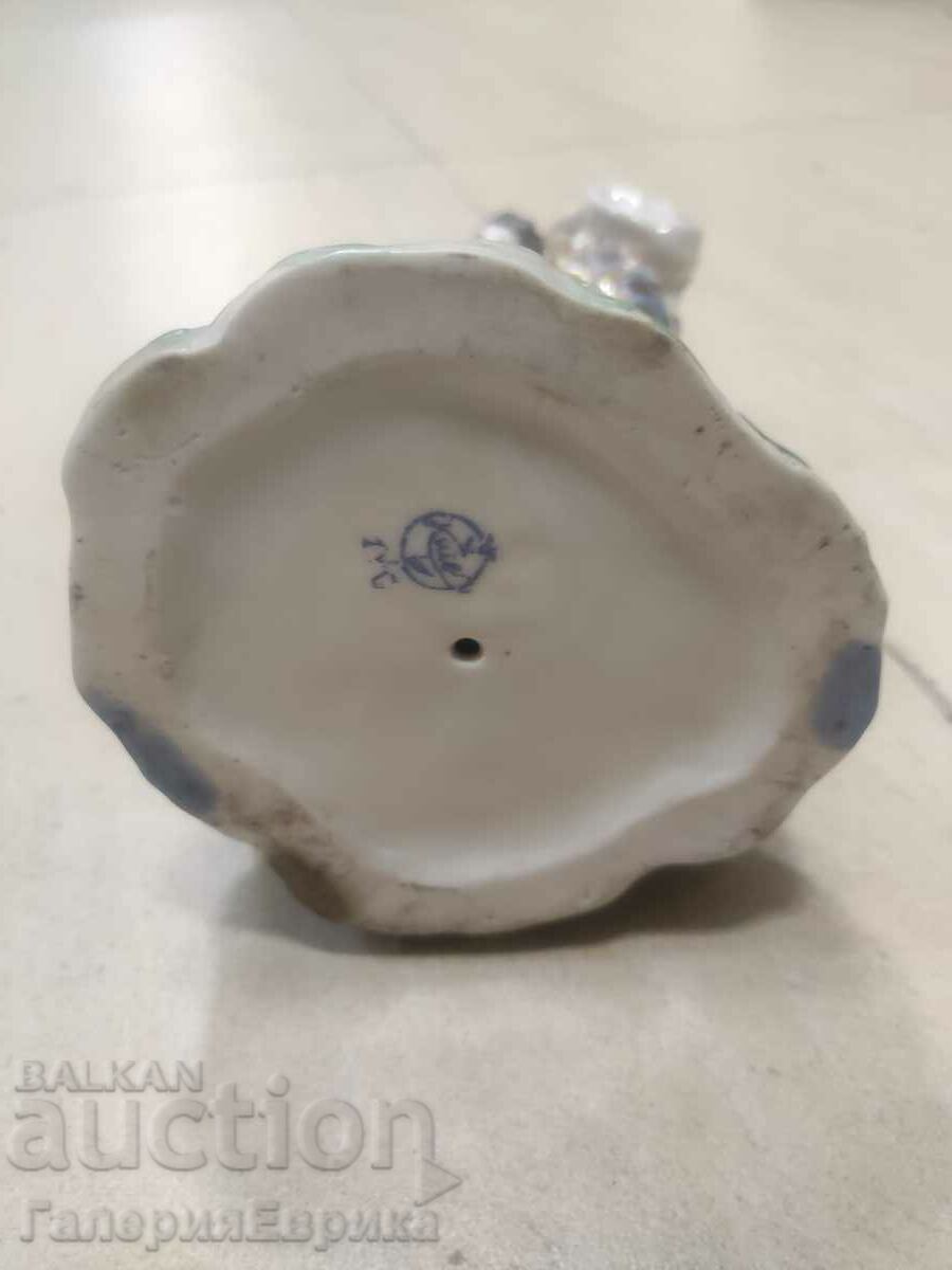 Porcelain figurine marking - 5 Porcelain figurine marking - 5