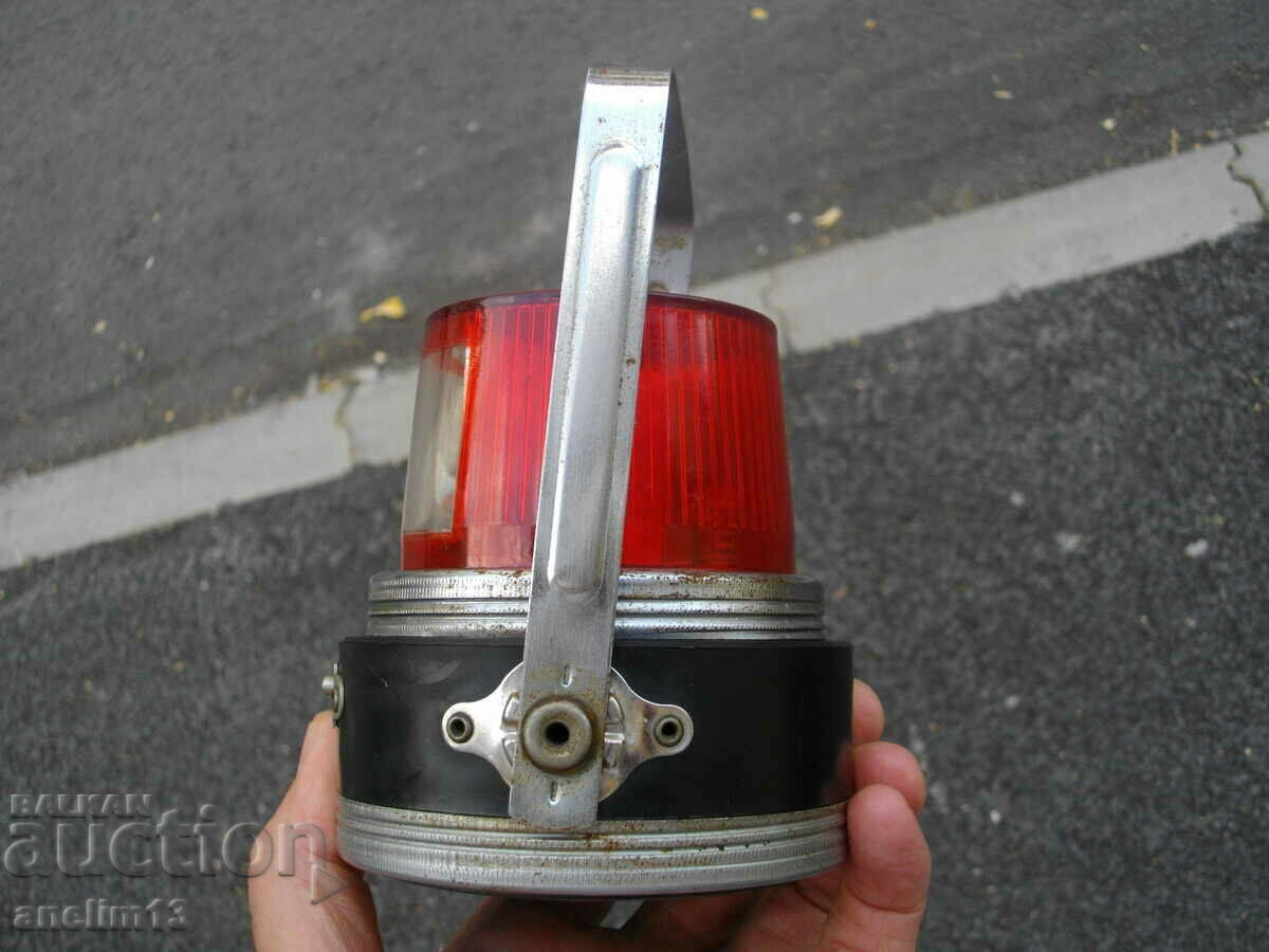 SIGNAL EMERGENCY LAMP LANTERN FLOODLIGHT USSR - 6 SIGNAL EMERGENCY LAMP LANTERN FLOODLIGHT USSR - 6