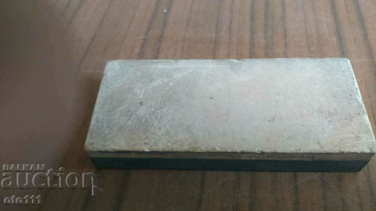 Delivery of STONE - BELGIUM - MASAT - GRINDER Delivery of STONE - BELGIUM - MASAT - GRINDER