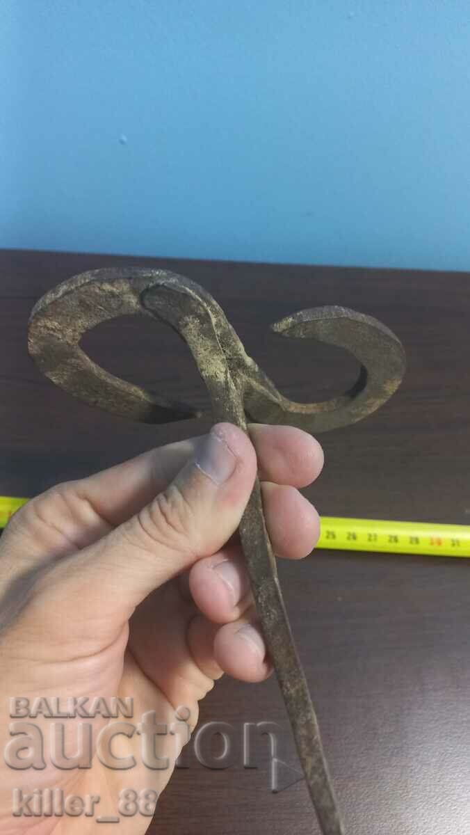 Seal stamping with price 50.00 BGN | € 25.56 Seal stamping with price 50.00 BGN | € 25.56