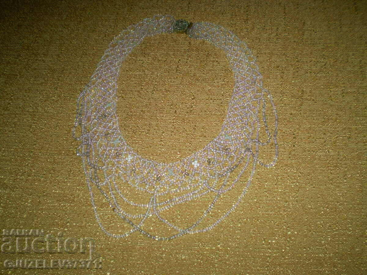 Delivery of vintage women's necklace necklace art deco glass beads