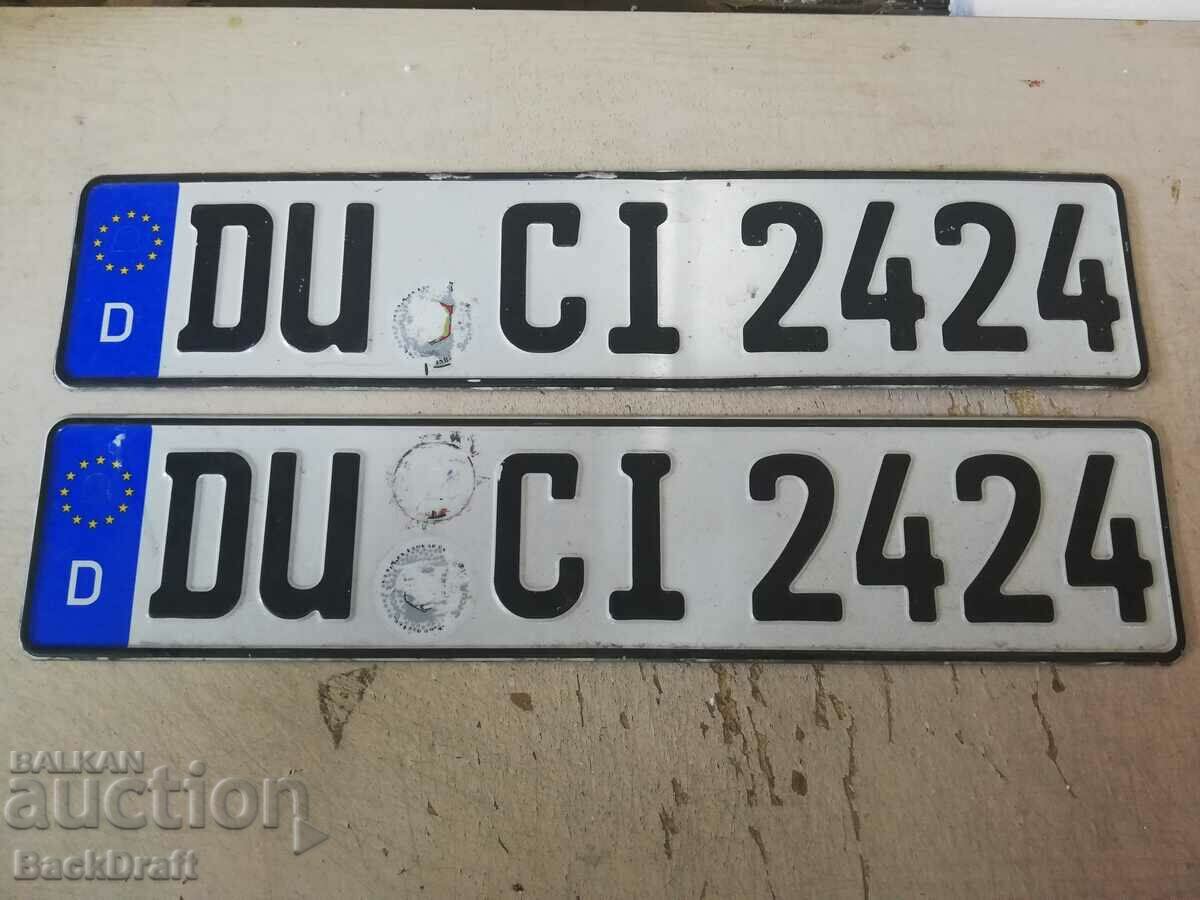 A pair of German car registration numbers, plate