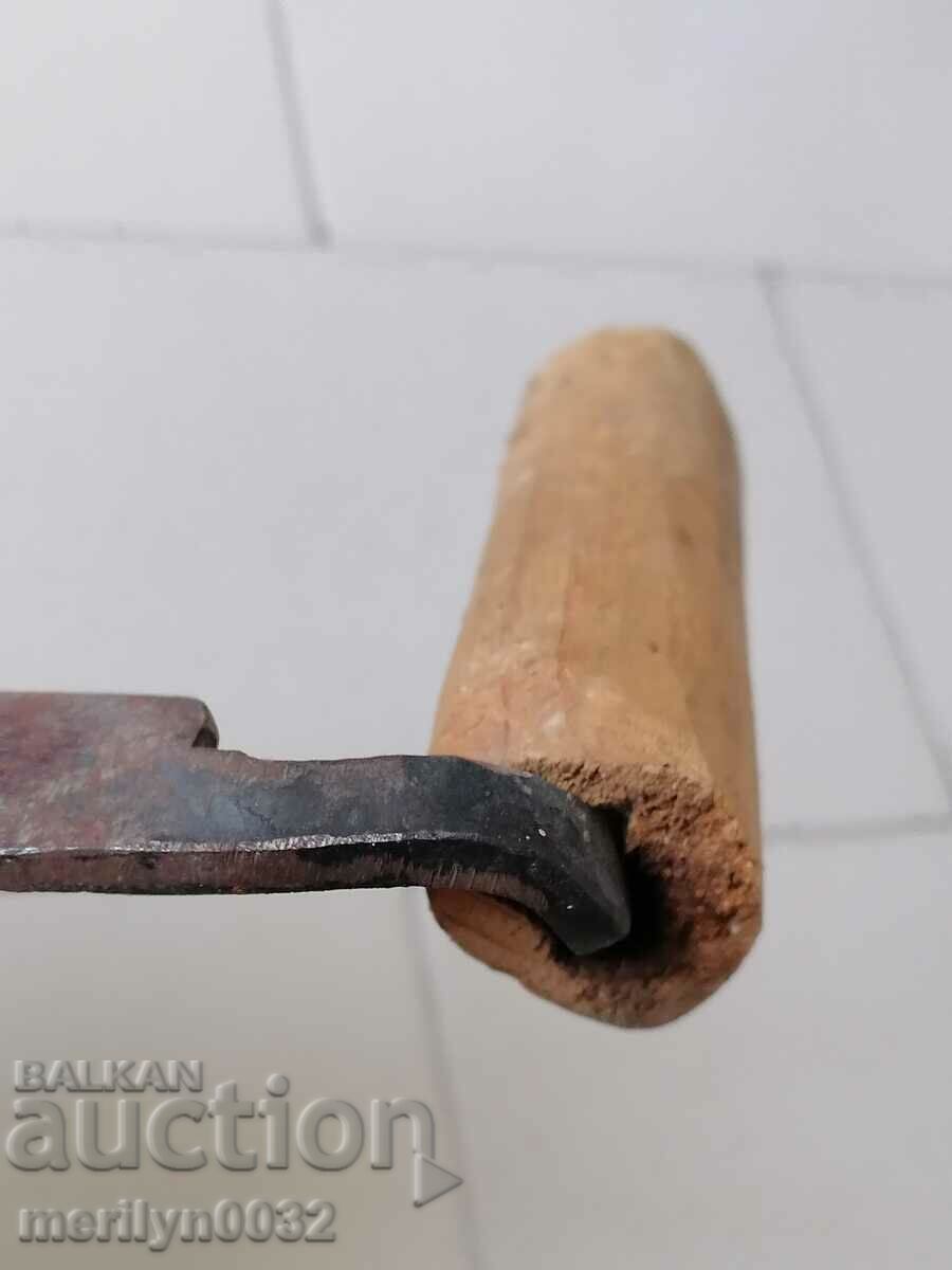 Old forged ruff tool wrought iron wooden planer - 7 Old forged ruff tool wrought iron wooden planer - 7