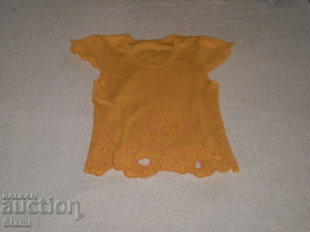 Set for 3-4 year old girl of skirt and blouse, size 110 with price 10.00 BGN | € 5.11