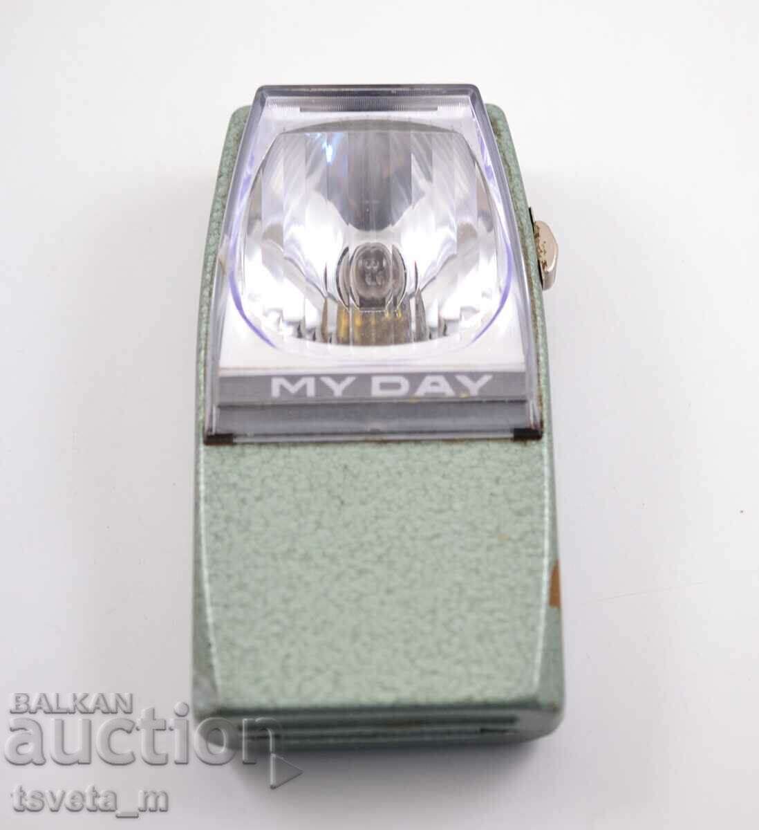 Signal lantern with white light "MY DAY"