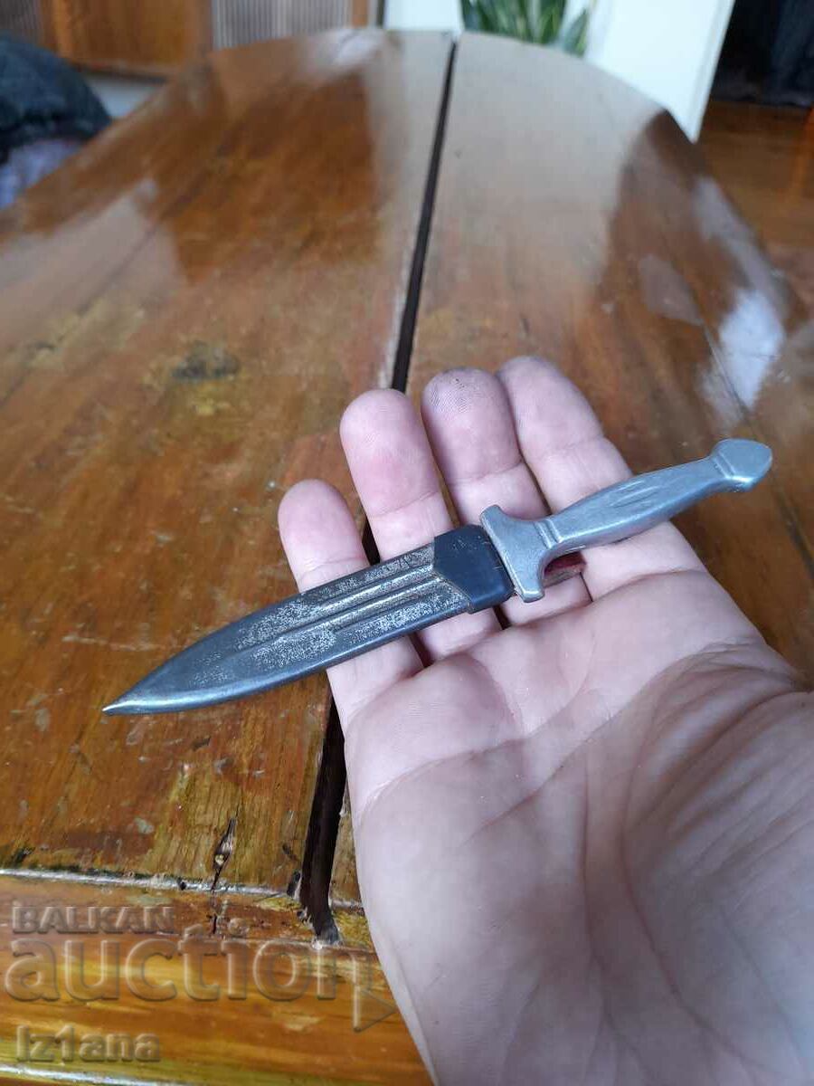 Old knife, knife with price 33.00 BGN | € 16.87 Old knife, knife with price 33.00 BGN | € 16.87