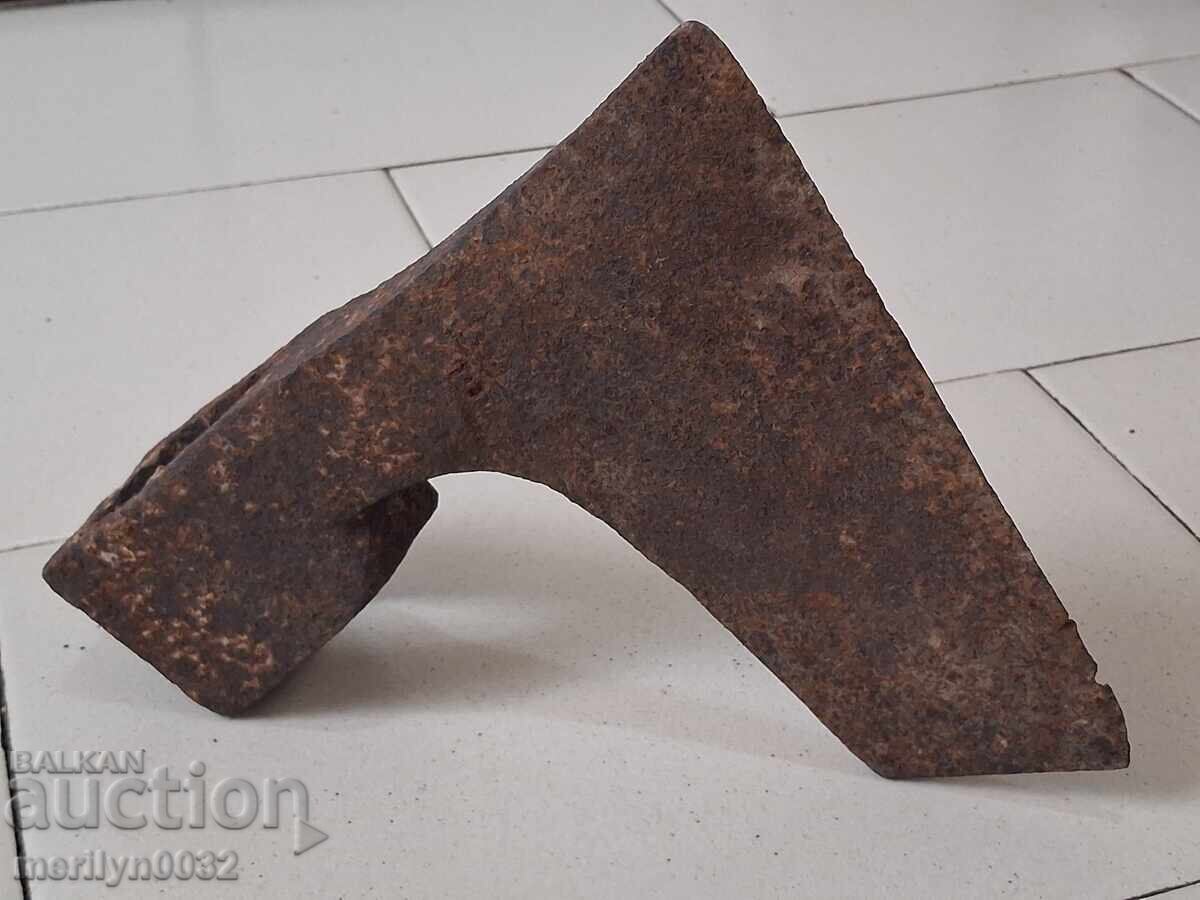 Old ax ax tool wrought iron - 7 Old ax ax tool wrought iron - 7