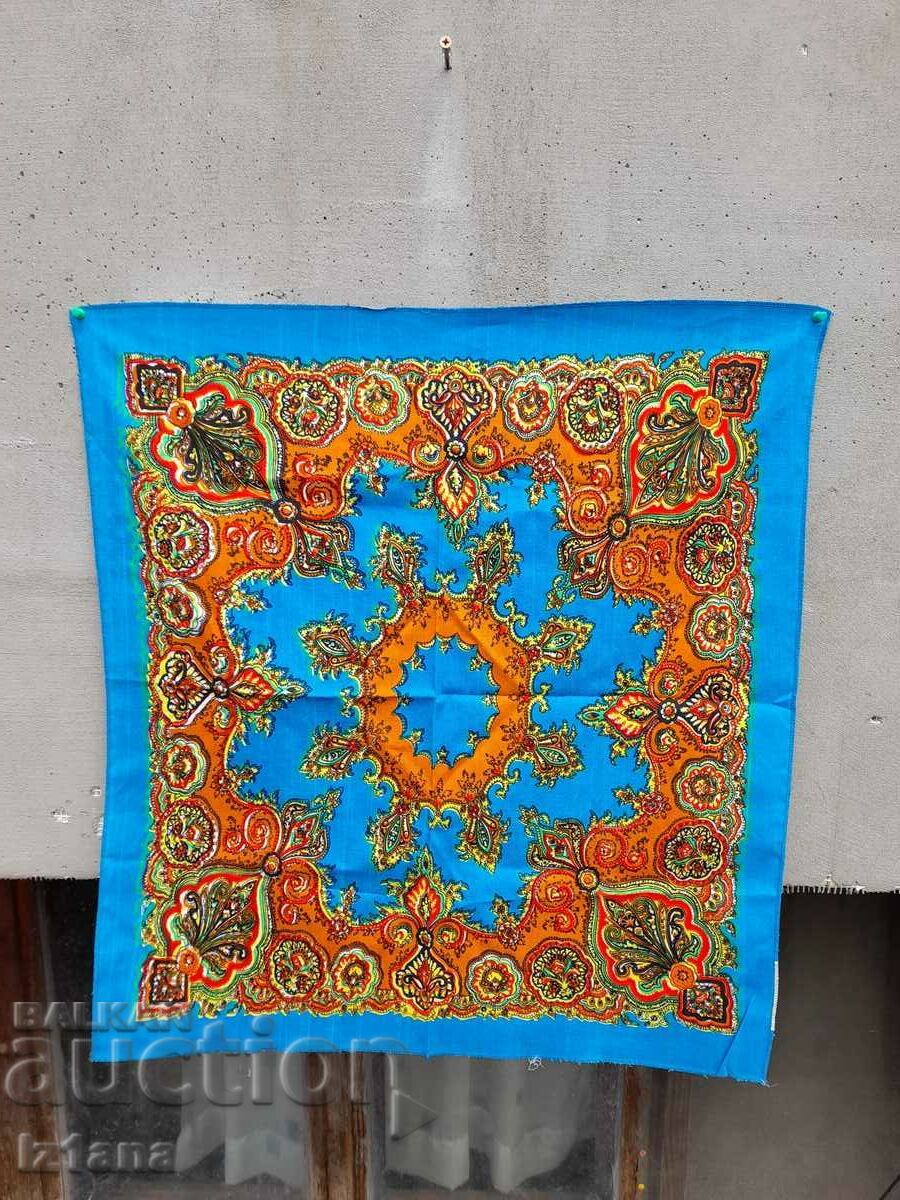 Old head scarf with price 16.00 BGN | € 8.18 Old head scarf with price 16.00 BGN | € 8.18