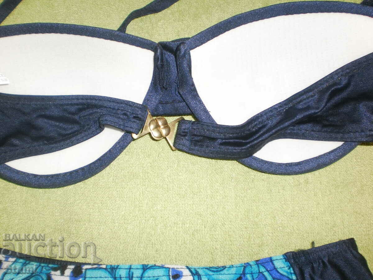 Delivery of Women's two-piece swimsuit L 44, new Delivery of Women's two-piece swimsuit L 44, new