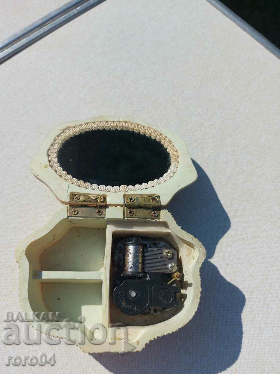 BOX - LANTERN with price 62.10 BGN | € 31.75 BOX - LANTERN with price 62.10 BGN | € 31.75