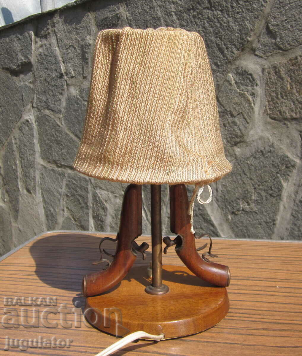 old table lamp with flintlock guns military motif with price 90.00 BGN | € 46.02 old table lamp with flintlock guns military motif with price 90.00 BGN | € 46.02