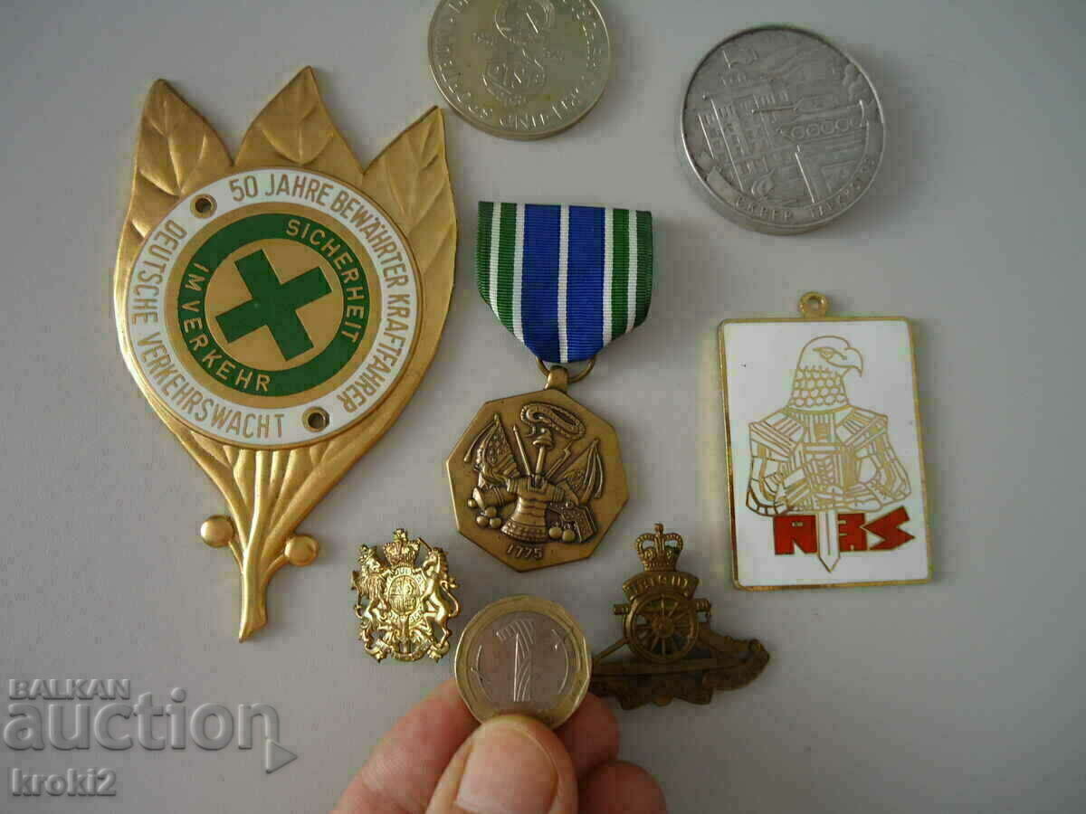 Lot of old medal plaques cockade with price 35.00 BGN | € 17.90