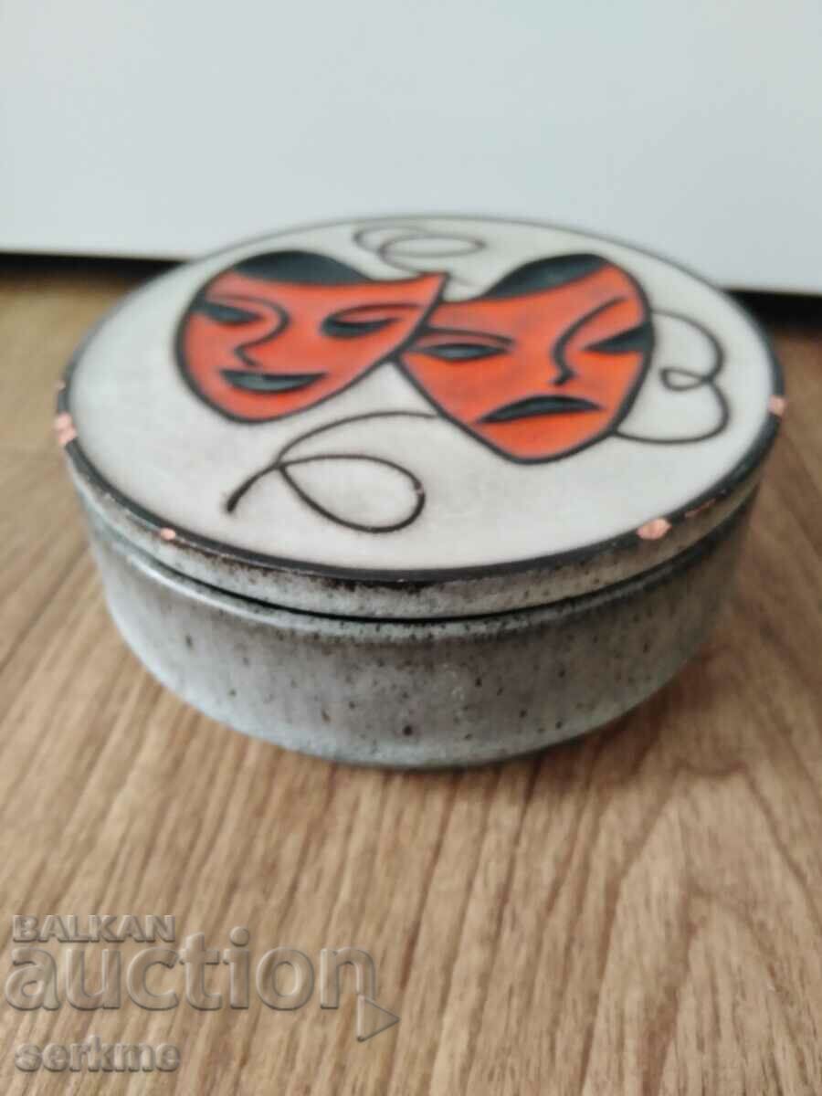 Auction Ceramic box Auction Ceramic box