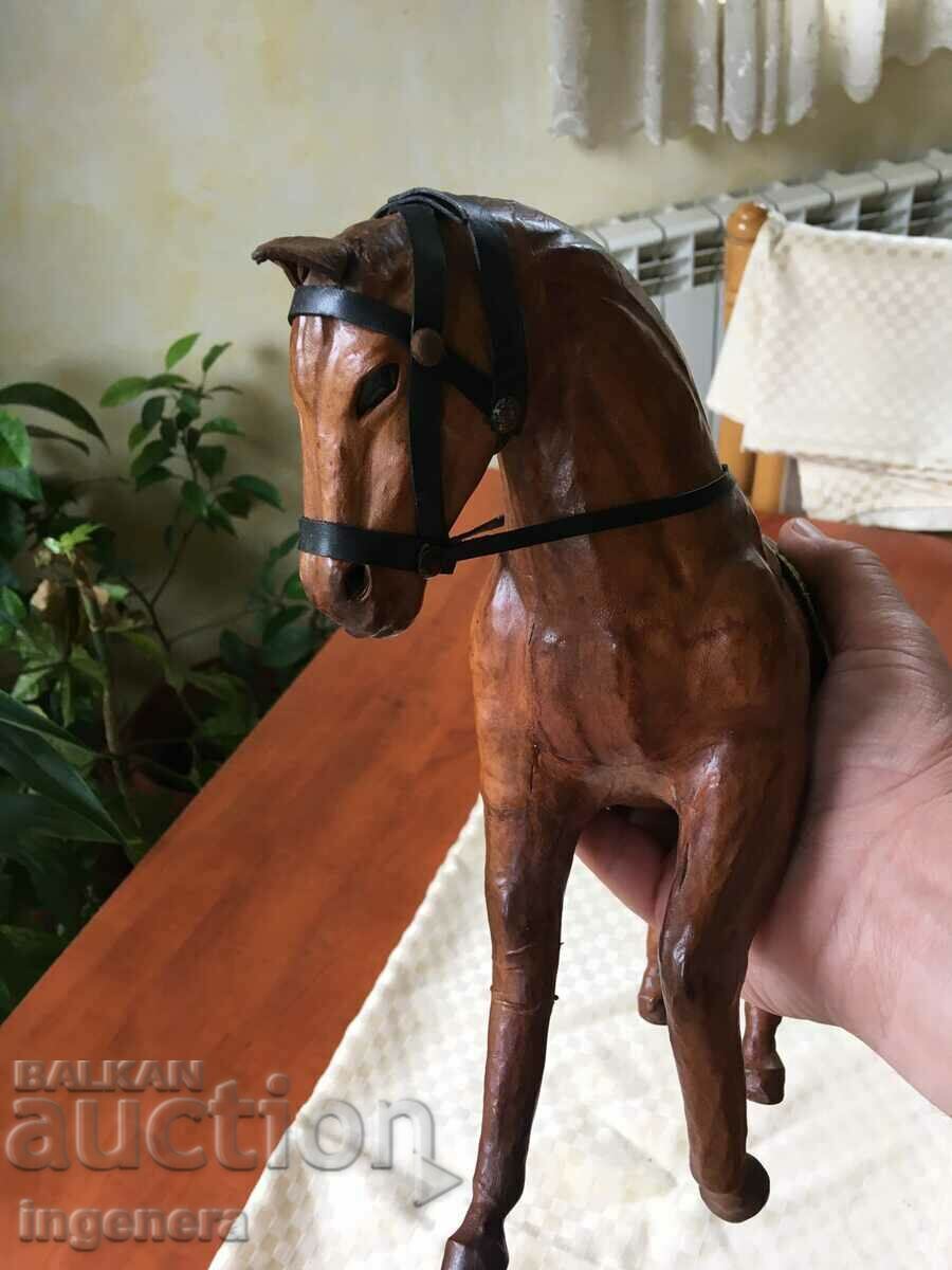 КОН СУВЕНИР ПРЕСОВАНА КОЖА БЕЗ ЗАБЕЛЕЖКИ с цена 121.00 лв. | € 61.87 КОН СУВЕНИР ПРЕСОВАНА КОЖА БЕЗ ЗАБЕЛЕЖКИ с цена 121.00 лв. | € 61.87