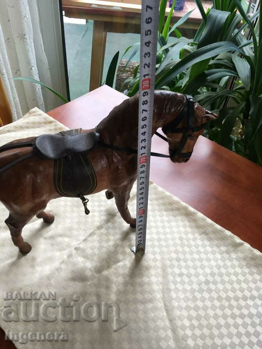 Аукцион КОН СУВЕНИР ПРЕСОВАНА КОЖА БЕЗ ЗАБЕЛЕЖКИ Аукцион КОН СУВЕНИР ПРЕСОВАНА КОЖА БЕЗ ЗАБЕЛЕЖКИ