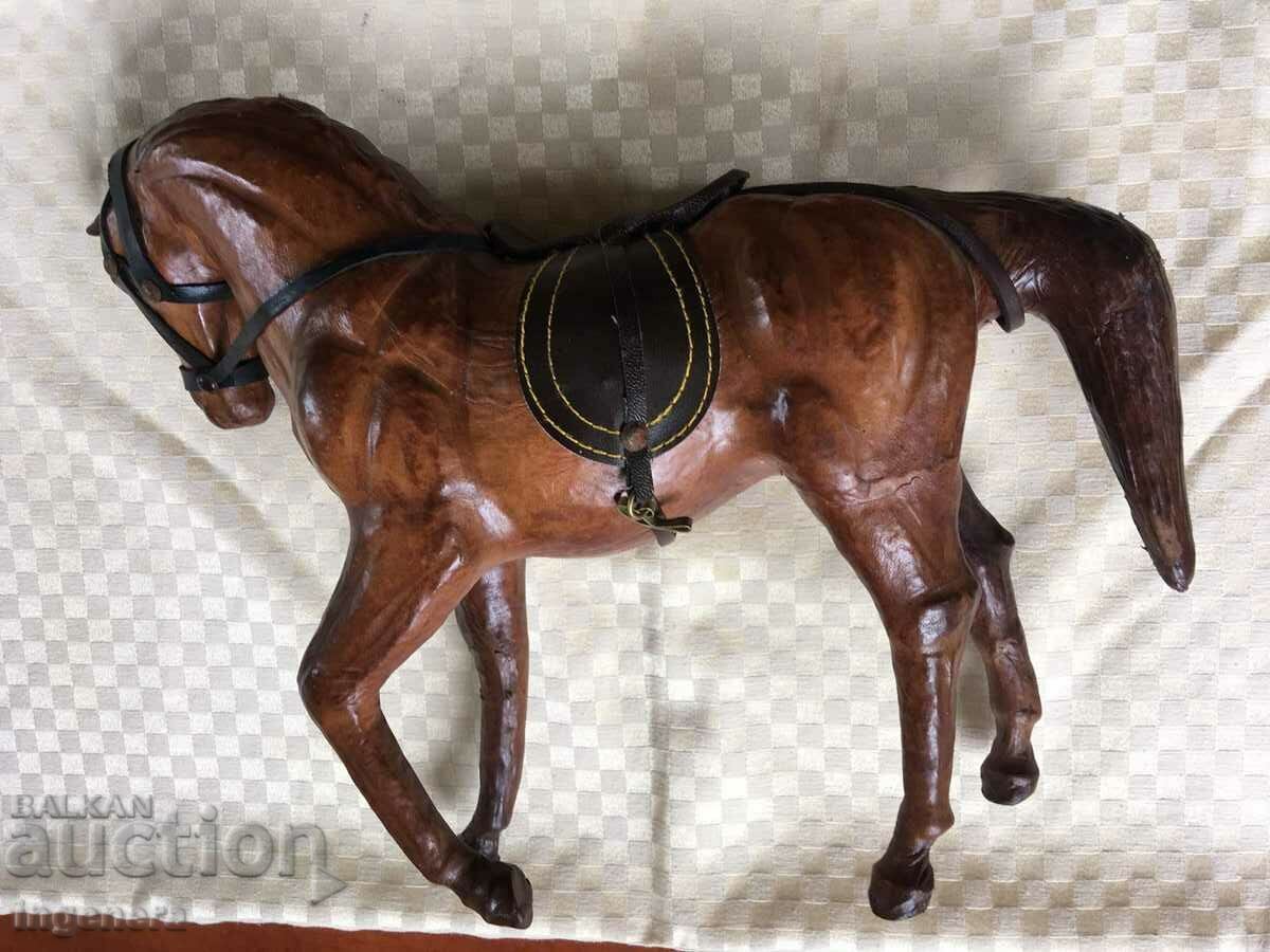 КОН СУВЕНИР ПРЕСОВАНА КОЖА БЕЗ ЗАБЕЛЕЖКИ - 6 КОН СУВЕНИР ПРЕСОВАНА КОЖА БЕЗ ЗАБЕЛЕЖКИ - 6