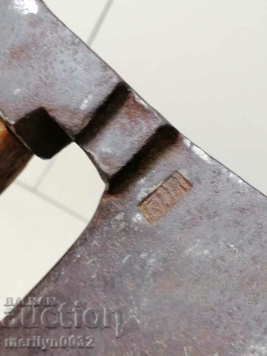 Old ax, crook ax satyr hatchet sap with price 79.00 BGN | € 40.39 Old ax, crook ax satyr hatchet sap with price 79.00 BGN | € 40.39