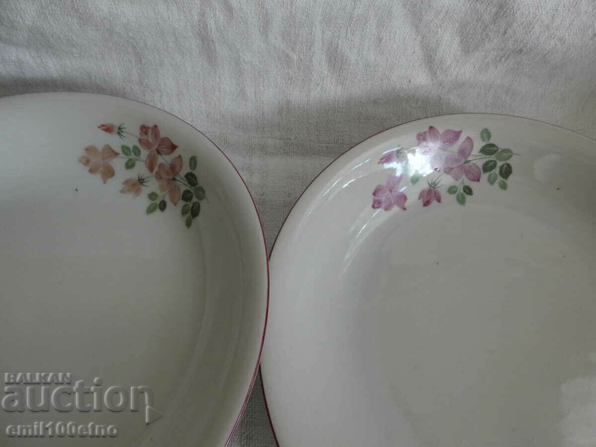 Delivery of Deep soup plates 4 pieces - old Bulgarian porcelain SIP Delivery of Deep soup plates 4 pieces - old Bulgarian porcelain SIP