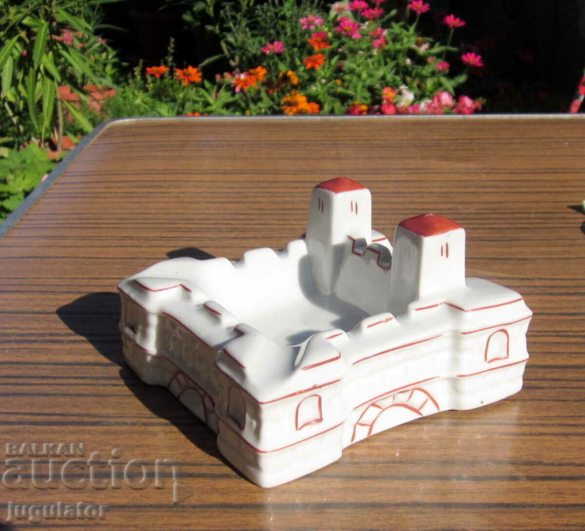 old Bulgarian porcelain ashtray Baba Vida 1951 with price 40.00 BGN | € 20.45 old Bulgarian porcelain ashtray Baba Vida 1951 with price 40.00 BGN | € 20.45