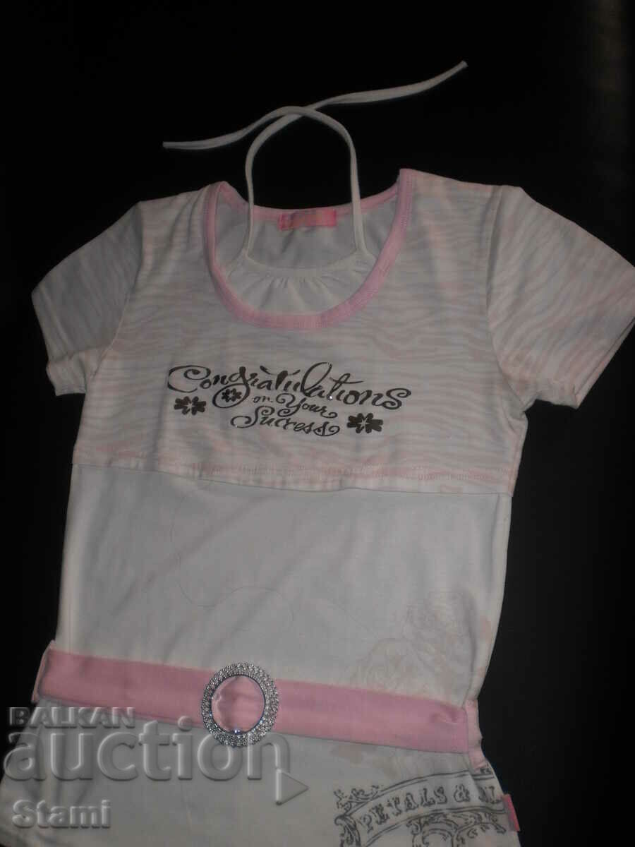 Tunic with a belt in white and pink for a 10-year-old girl