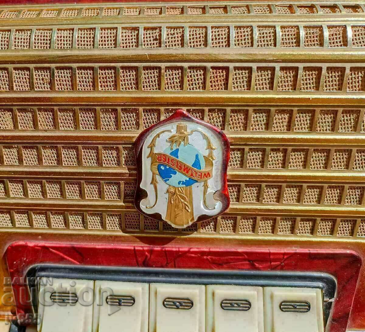 VÂND ACORDEON NEMȚESC VECHI RAR - WELTMEISTER 48 BASI cu preț 300.00 BGN | € 153.39 VÂND ACORDEON NEMȚESC VECHI RAR - WELTMEISTER 48 BASI cu preț 300.00 BGN | € 153.39