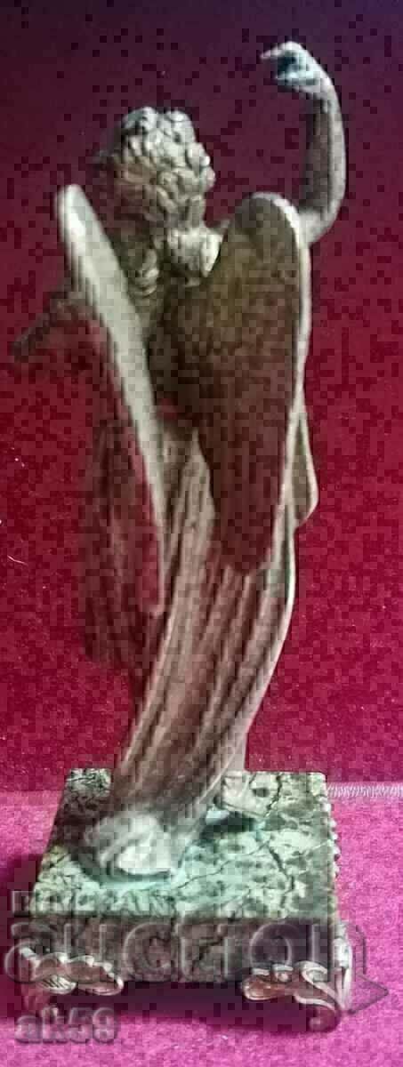 "Singing Angel" - small plastic bronze. with price 500.00 BGN | € 255.65 "Singing Angel" - small plastic bronze. with price 500.00 BGN | € 255.65