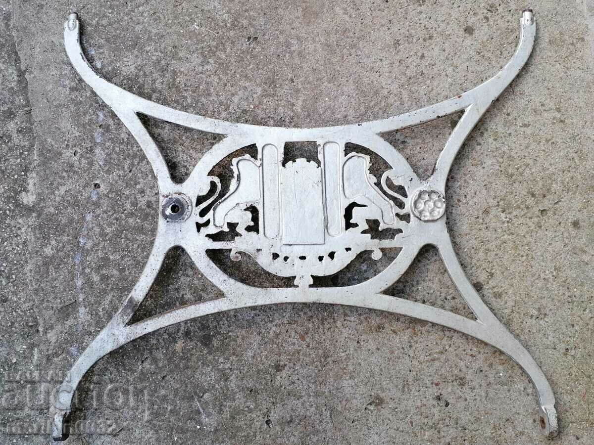 Доставка на Декорация лят чугун страница от шевна машина края на 19-ти в Доставка на Декорация лят чугун страница от шевна машина края на 19-ти в