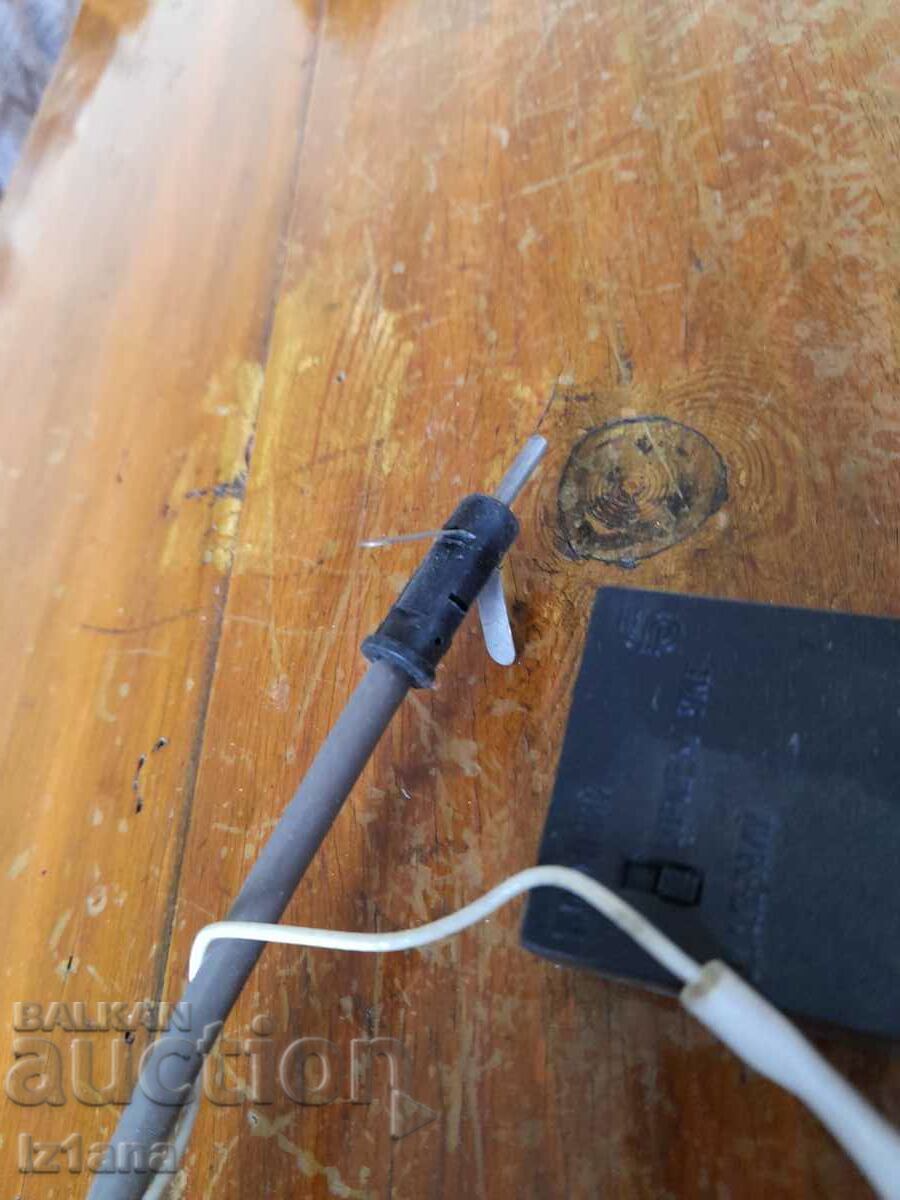 An old car antenna with price 30.00 BGN | € 15.34 An old car antenna with price 30.00 BGN | € 15.34