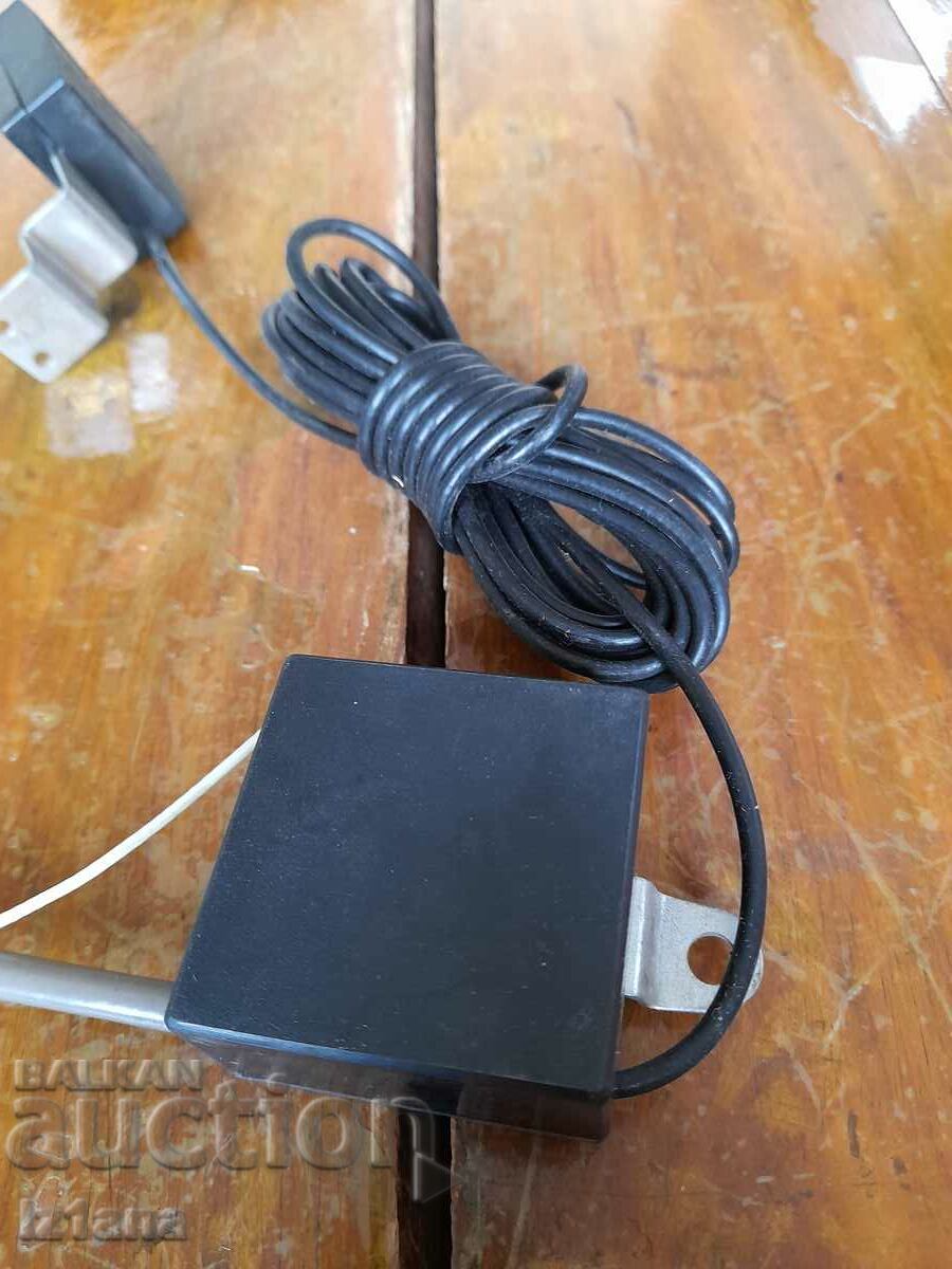 Delivery of An old car antenna Delivery of An old car antenna